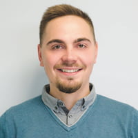 denis-studennikov 頭像