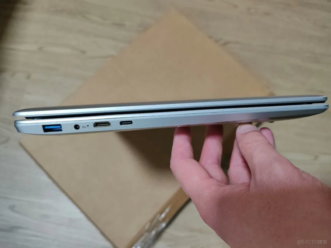 鹹魚流出388元11代筆記本，自帶15.5寸1080P高清大屏，N5095+12G+256G存儲，帶屏幕的飛牛雲NAS聖體?_低功耗_05