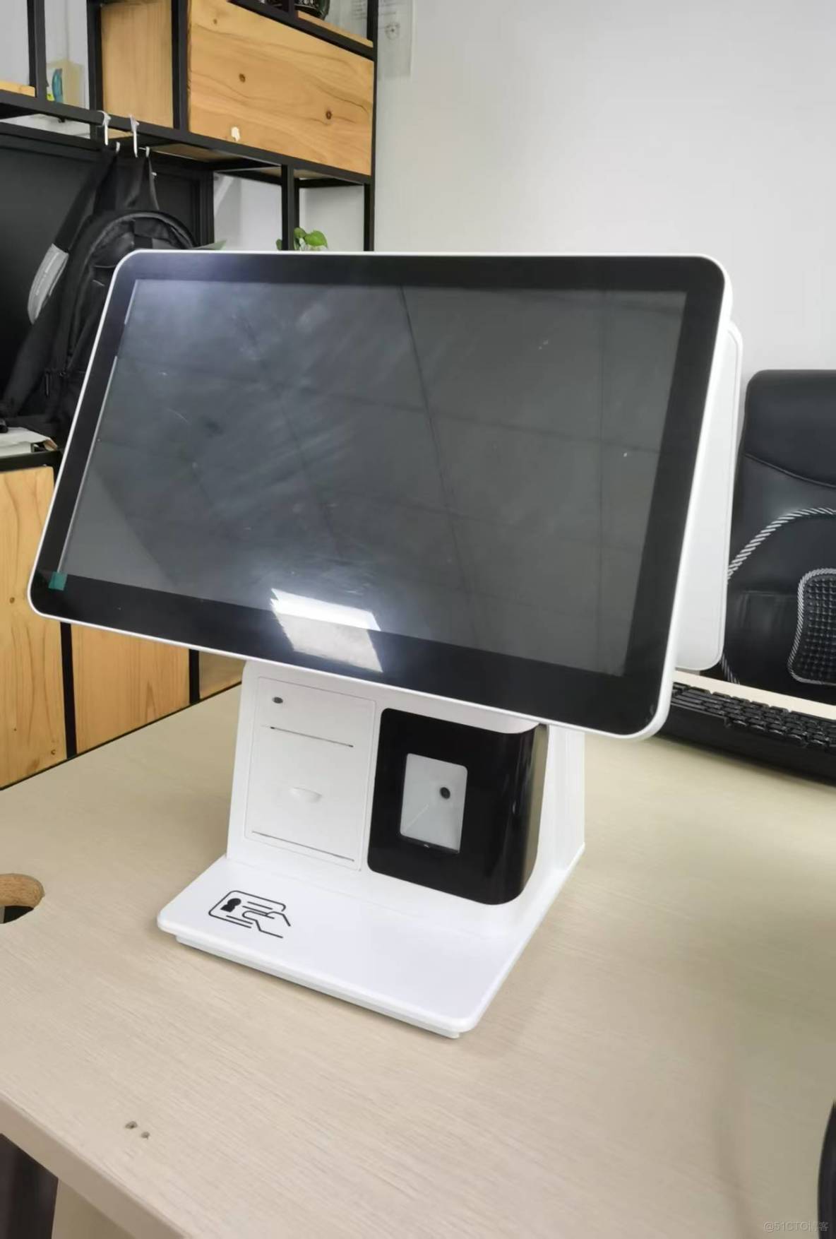 雙面15.6寸智能訪客機硬件規格書及對接第三方接口説明_#射頻工程_02