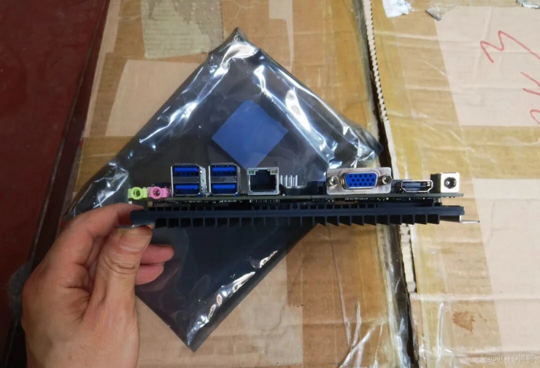 鹹魚大量流出185元全新i5工控主板，支持4K解析，MSATA+SATA雙盤位，可作為飛牛雲NAS神器！_低功耗_03