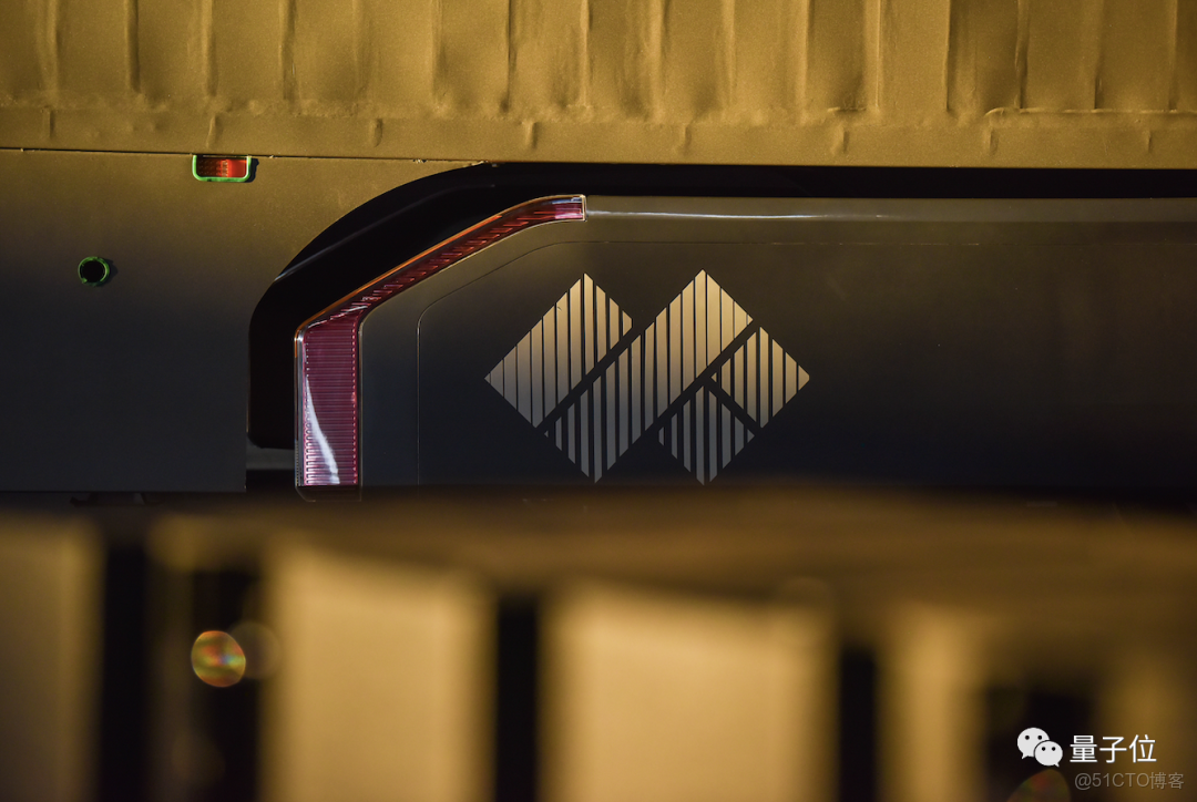 deepseek v3商用_#大數據_03