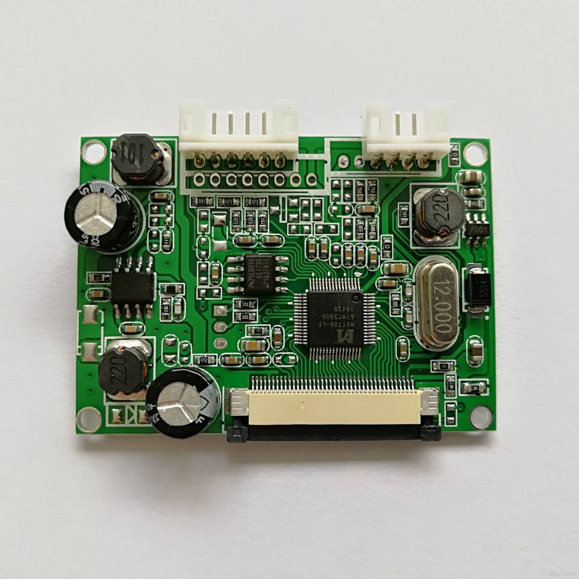 IU5528低功耗，單電感2.6A的DC-DC升降壓芯片_IU5528