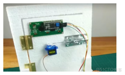 如何使用鍵盤和LCD顯示製作一個安全的基於Arduino的門鎖_上傳_09
