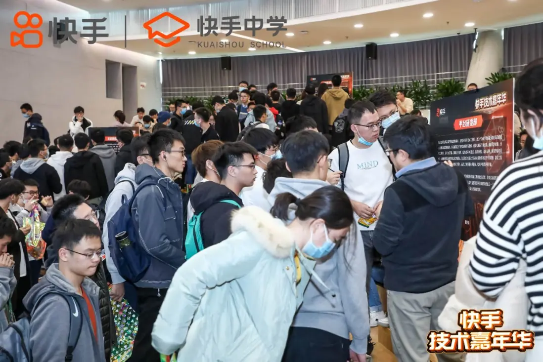 在這裏插入圖片描述