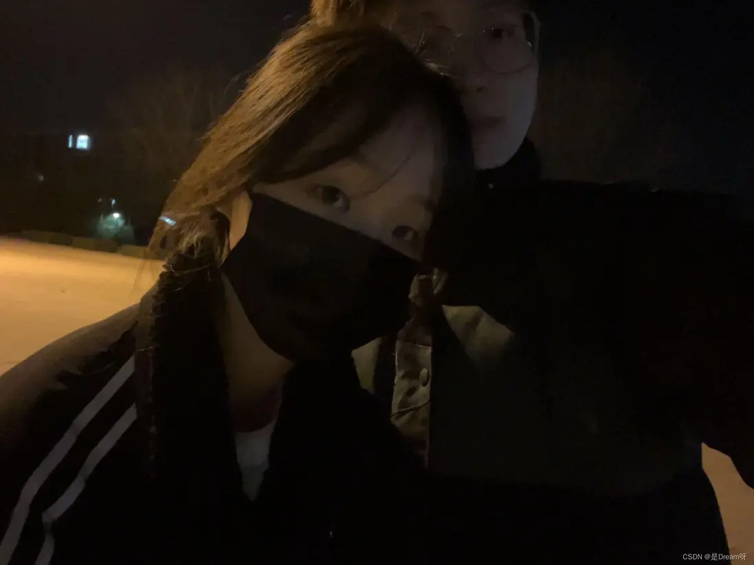 在這裏插入圖片描述