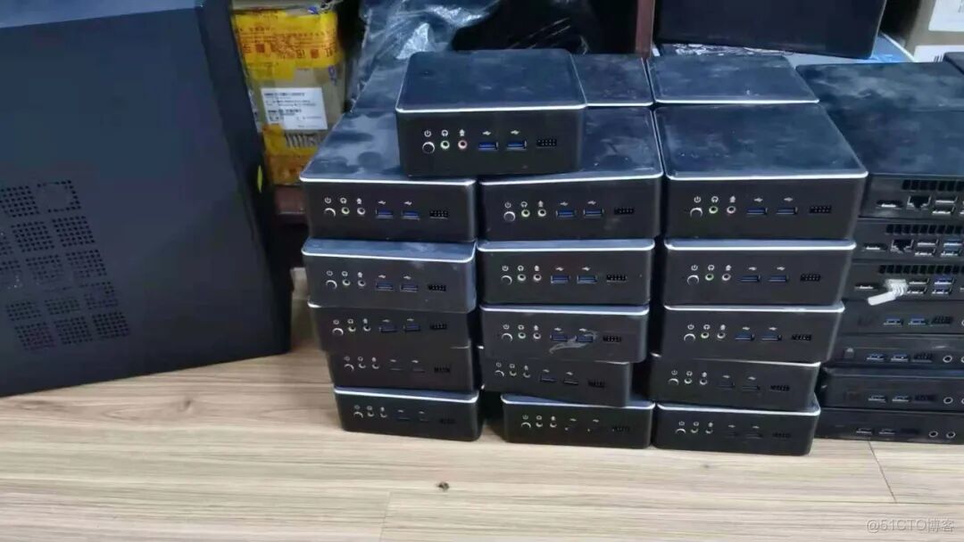 鹹魚大量流出199元洋垃圾NAS小主機，板載AMD 300U核顯神U，m2+2.5寸SATA雙盤位，支持4k解析輸出！_低功耗_02