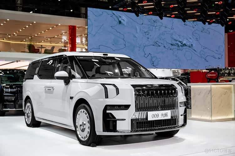 9系雙旗艦引關注！極氪9X重塑中國豪華車市場認知_差異化_04