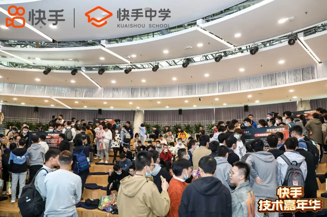 在這裏插入圖片描述