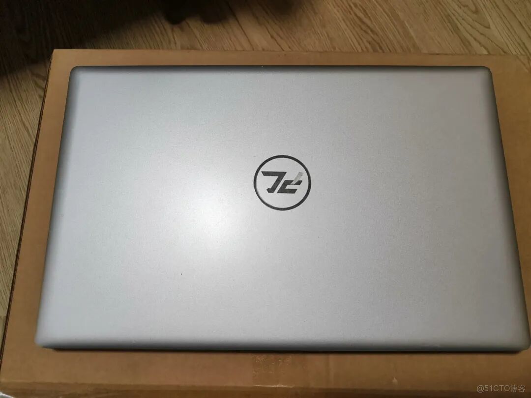 鹹魚流出388元11代筆記本，自帶15.5寸1080P高清大屏，N5095+12G+256G存儲，帶屏幕的飛牛雲NAS聖體?_固態硬盤_02