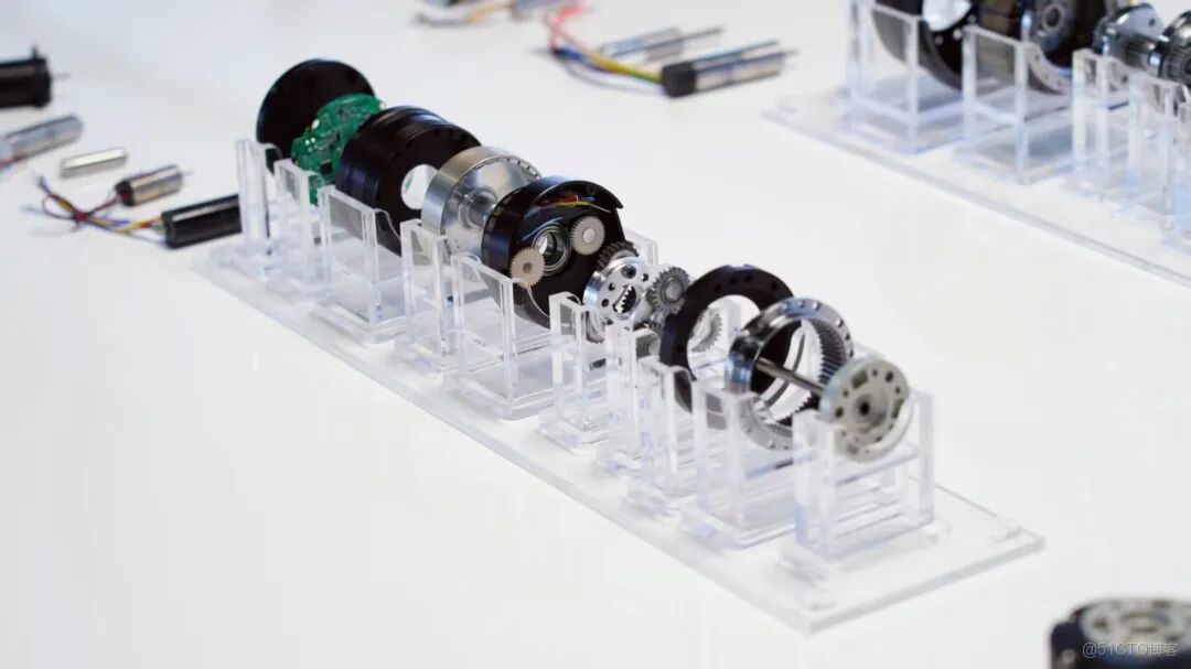 CES深度觀察｜AI硬件消費時代的“幕後英雄”走向台前_核心技術_09