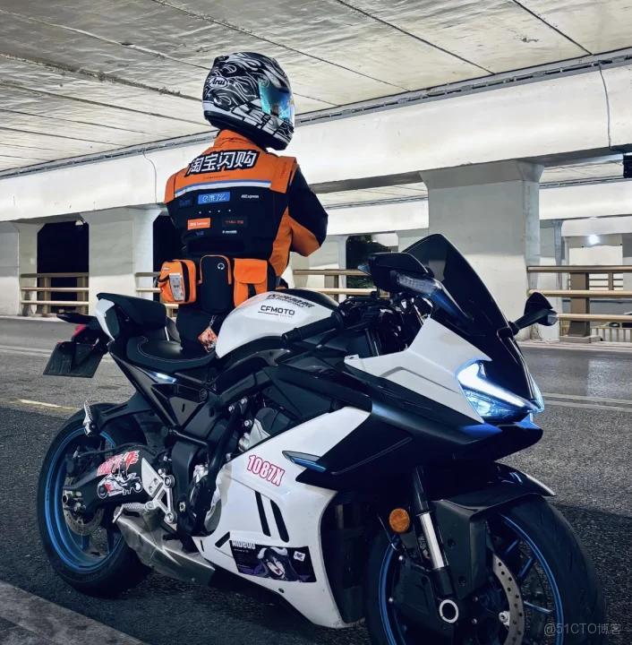 王五四 | 愛情的騙子我問你_互聯網產品